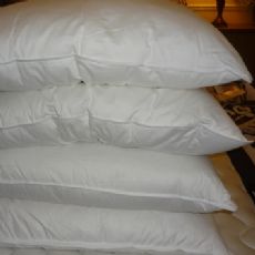 Dacron Comforel hollow fibre pillow